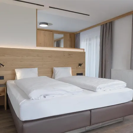 Hotel Alpenblick Attersee