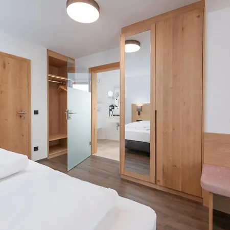 Alpenblick Hotell 3*